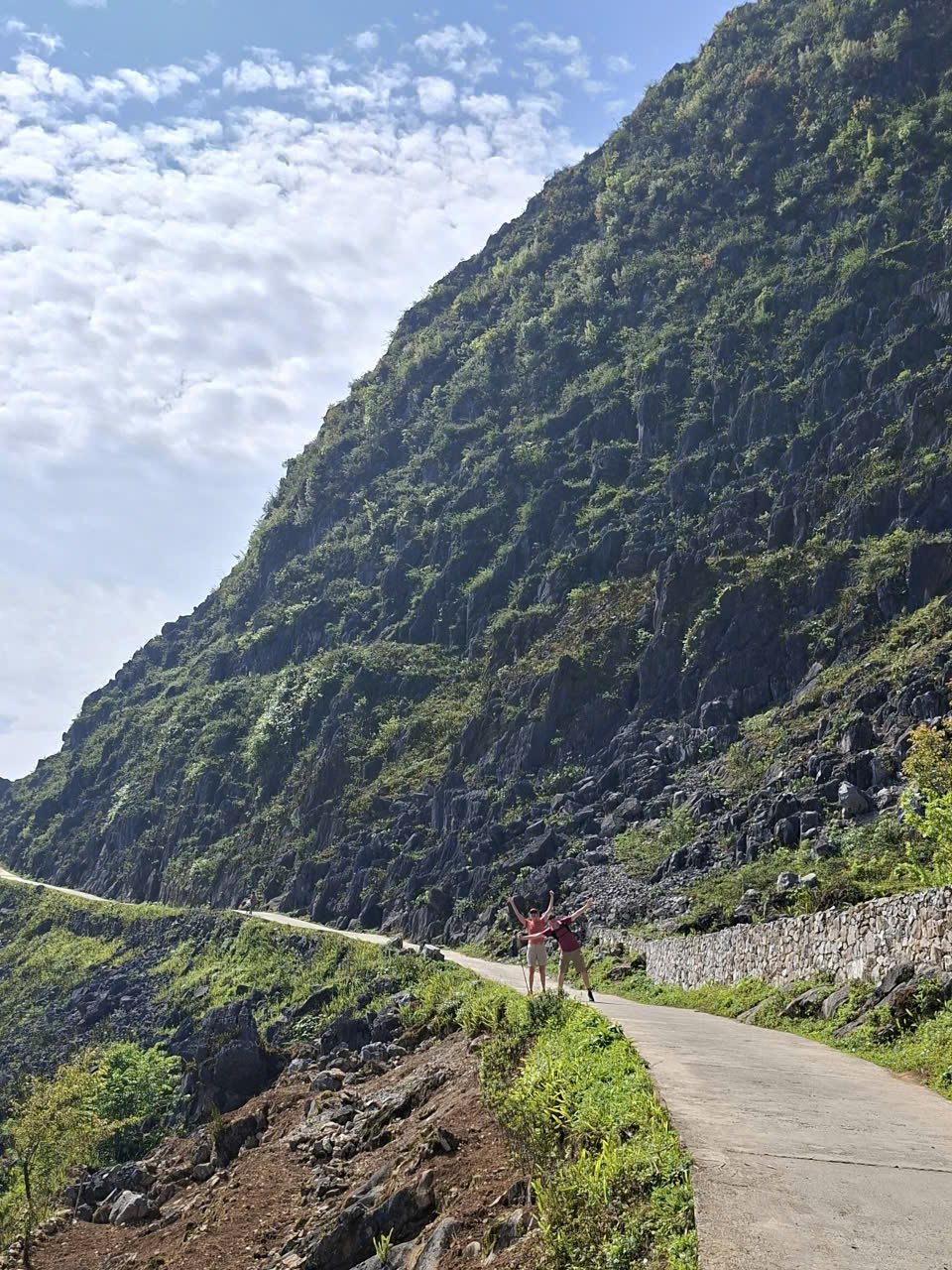 Tour by Bicycle from Sapa to Ha Giang and Halong 15 Days